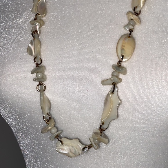 Iridescent Seashell Beach Party Summer Long Necklace Vintage - Picture 6 of 16